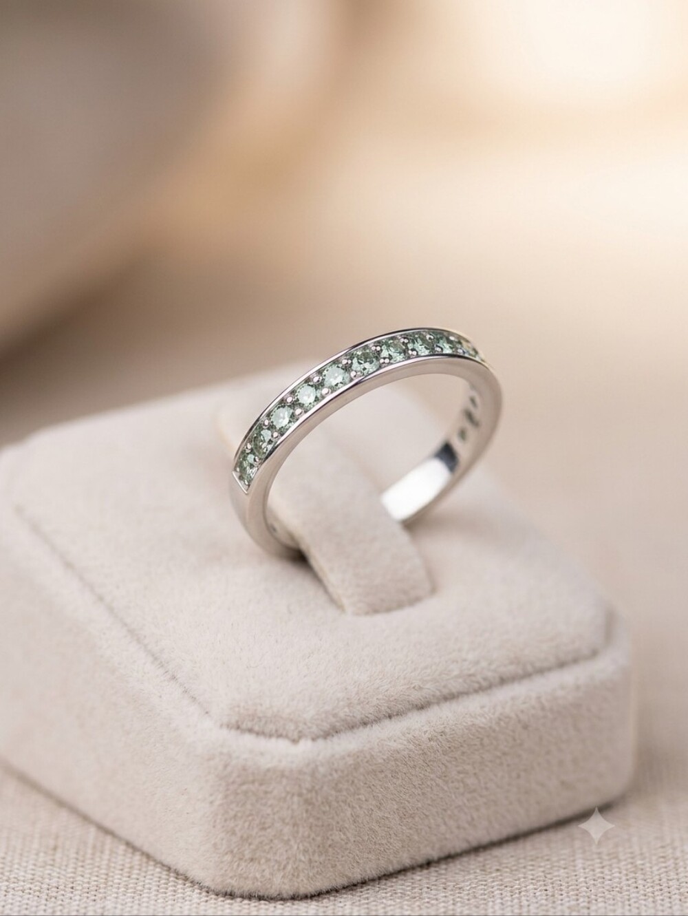 Moissanite 1.0CTW NWT 925 Silver Light Green Eternity Band, Size 5